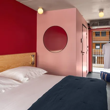 Eklo Centre Bastide Bordeaux