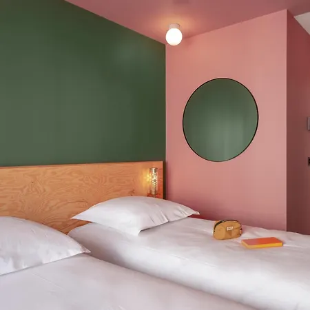 Hotel Eklo Centre Bastide 3*