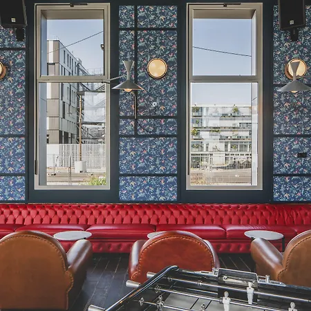 Hotel Eklo Centre Bastide 3*