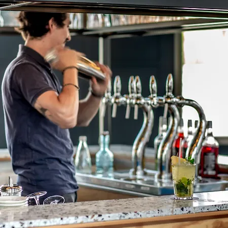 Eklo Centre Bastide Hotel Bordeaux