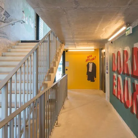 Eklo Centre Bastide Отель 3*