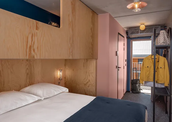 Hotel Eklo Centre Bastide 3*