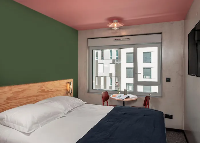 Eklo Centre Bastide 3*