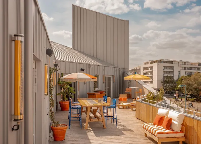 מלון Eklo Centre Bastide