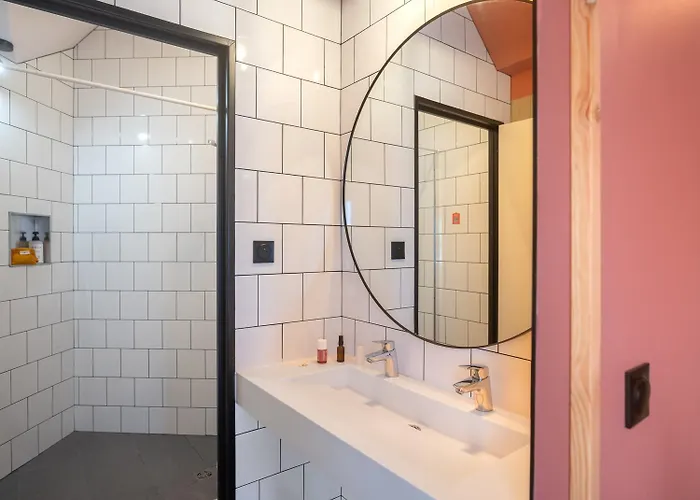 Eklo Centre Bastide Bordeaux