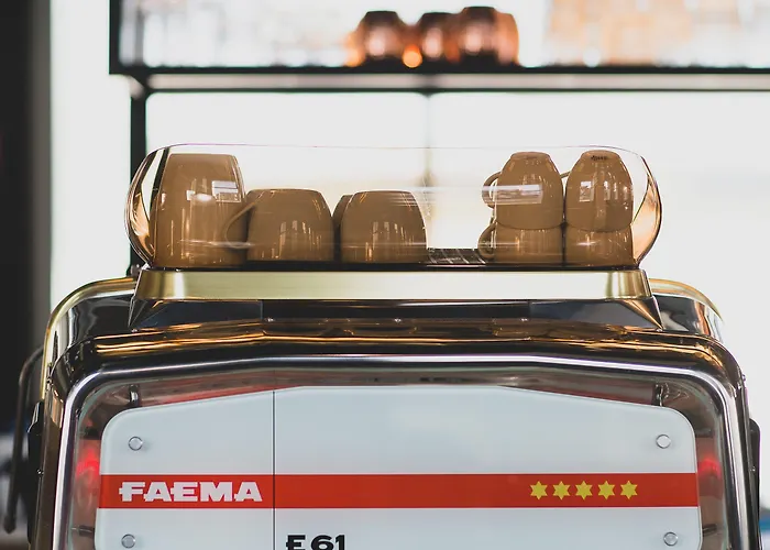 Eklo Centre Bastide Hotel Bordeaux