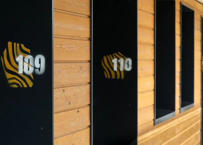 Eklo Centre Bastide Hotel Burdeos