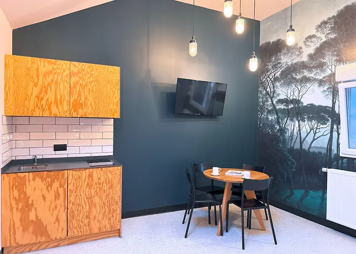 Eklo Centre Bastide Bordeaux