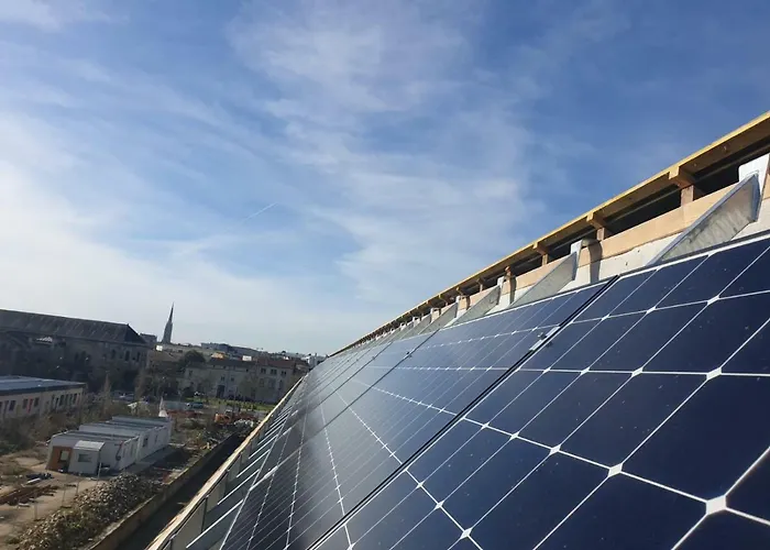 Eklo Centre Bastide 3*