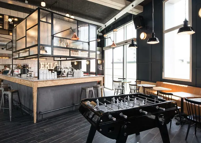 Eklo Centre Bastide Bordeaux