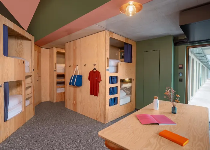 Eklo Centre Bastide 3*