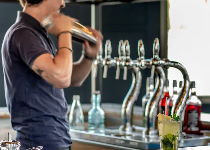 Eklo Centre Bastide Hotel Bordéus