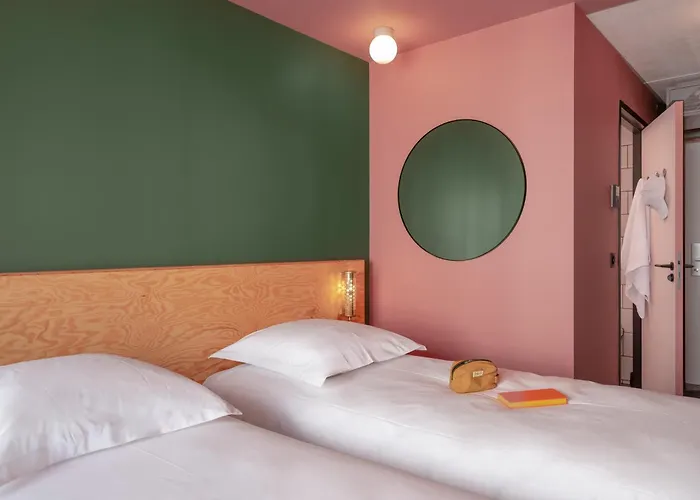 Hotel Eklo Centre Bastide 3*